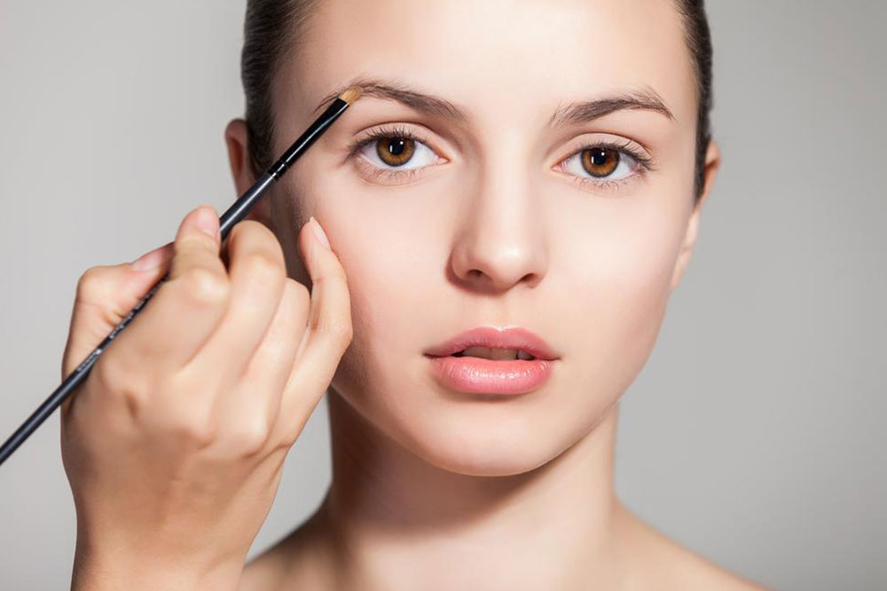 6 Products for Trendy Eyebrows